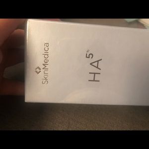 Skinmedica HA5 rejuvenating hydrator